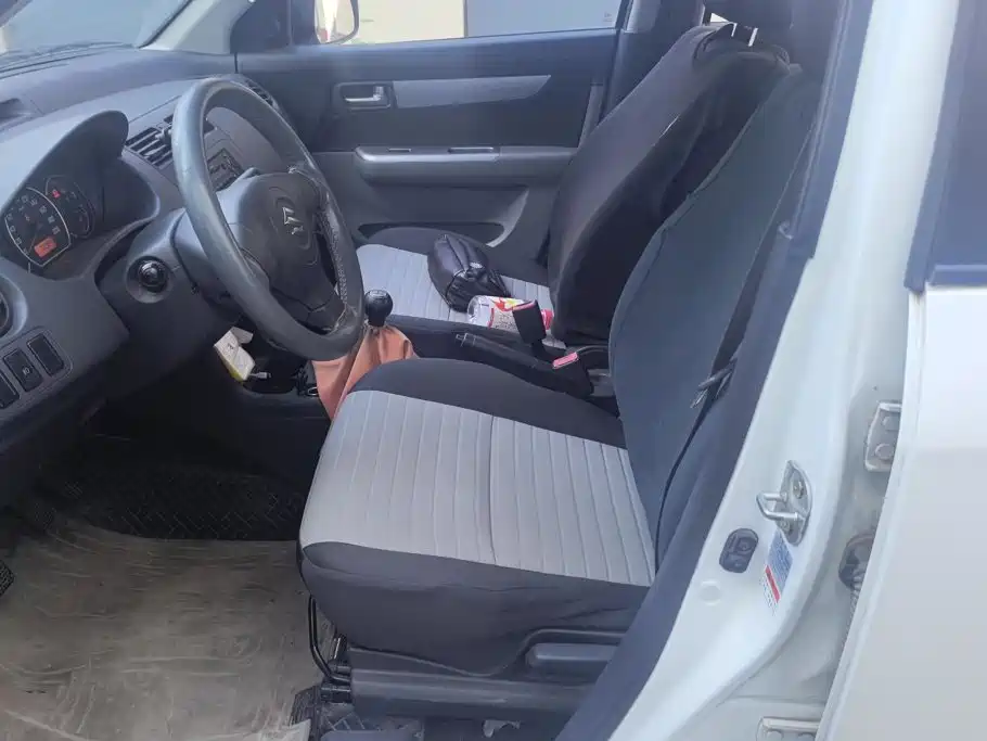 Suzuki Swift — миниатюра 9