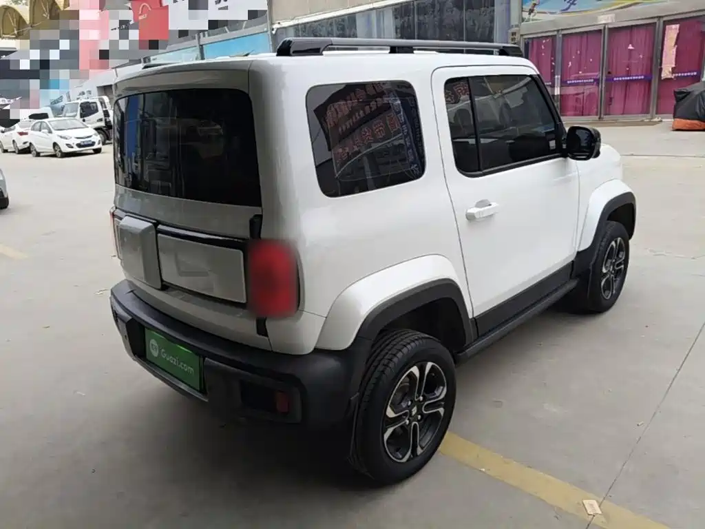 Baojun Yueye — миниатюра 7