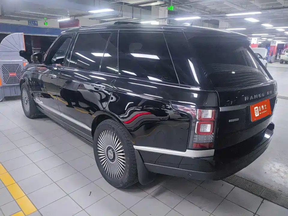 Land Rover Range Rover — миниатюра 4