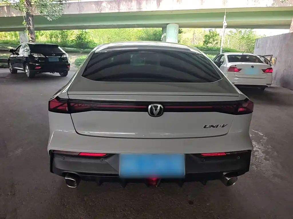 Changan UNI-V — миниатюра 6