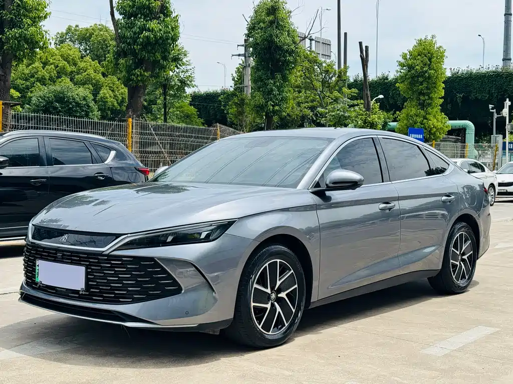 Byd Qin L 2025