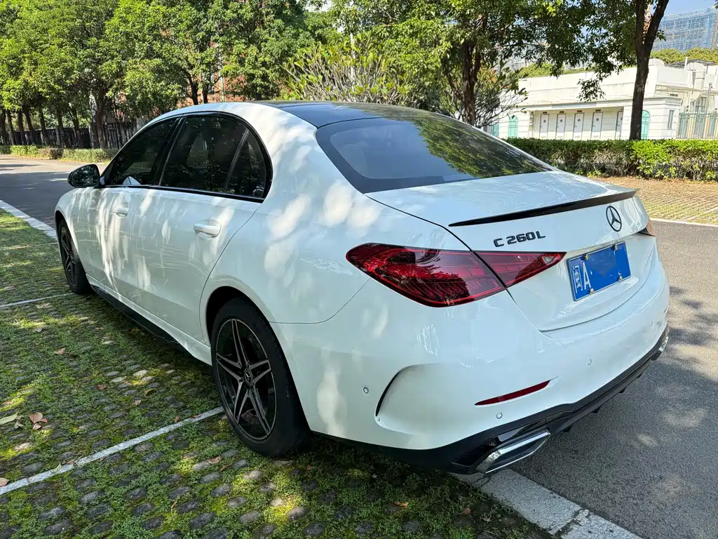 Mercedes-Benz C-Class — миниатюра 4