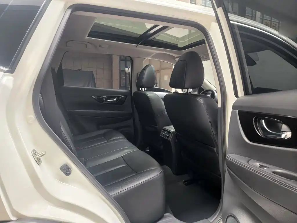 Nissan X-Trail — миниатюра 13