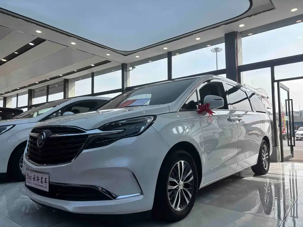 Buick GL8 2022