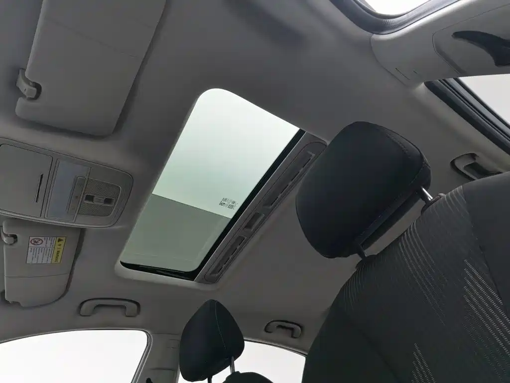Roewe i5 — миниатюра 14