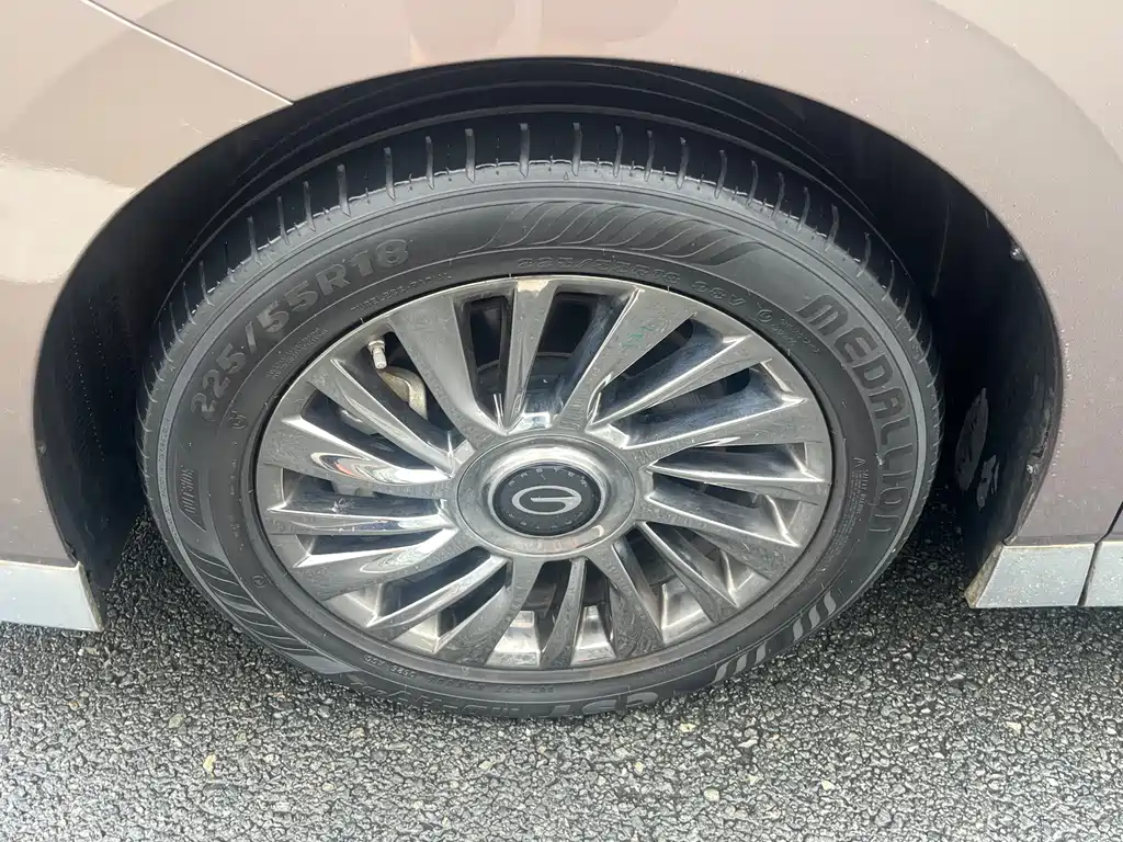 GAC M8