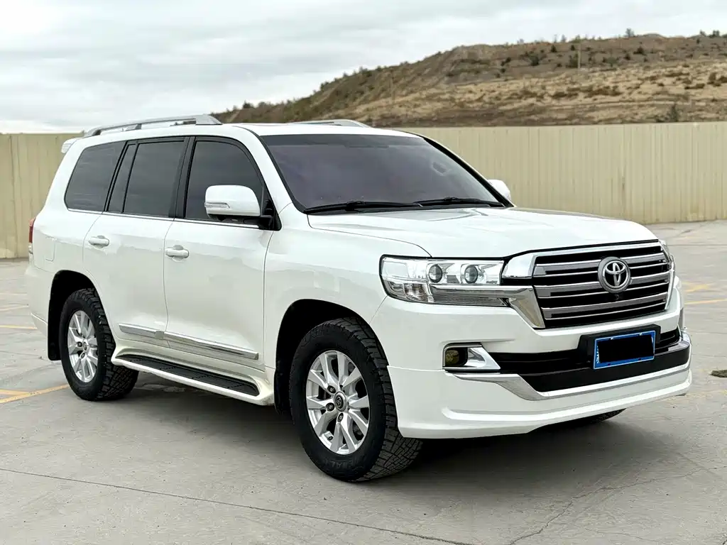 Toyota Land Cruiser — миниатюра 3