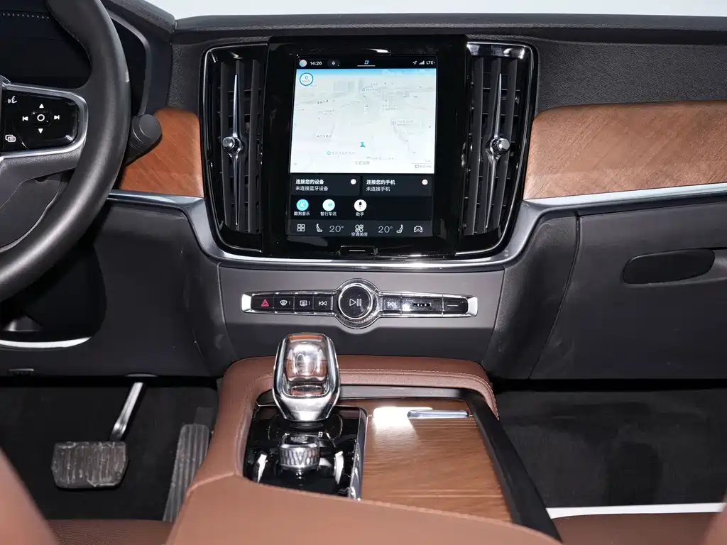 Volvo S90 — миниатюра 15