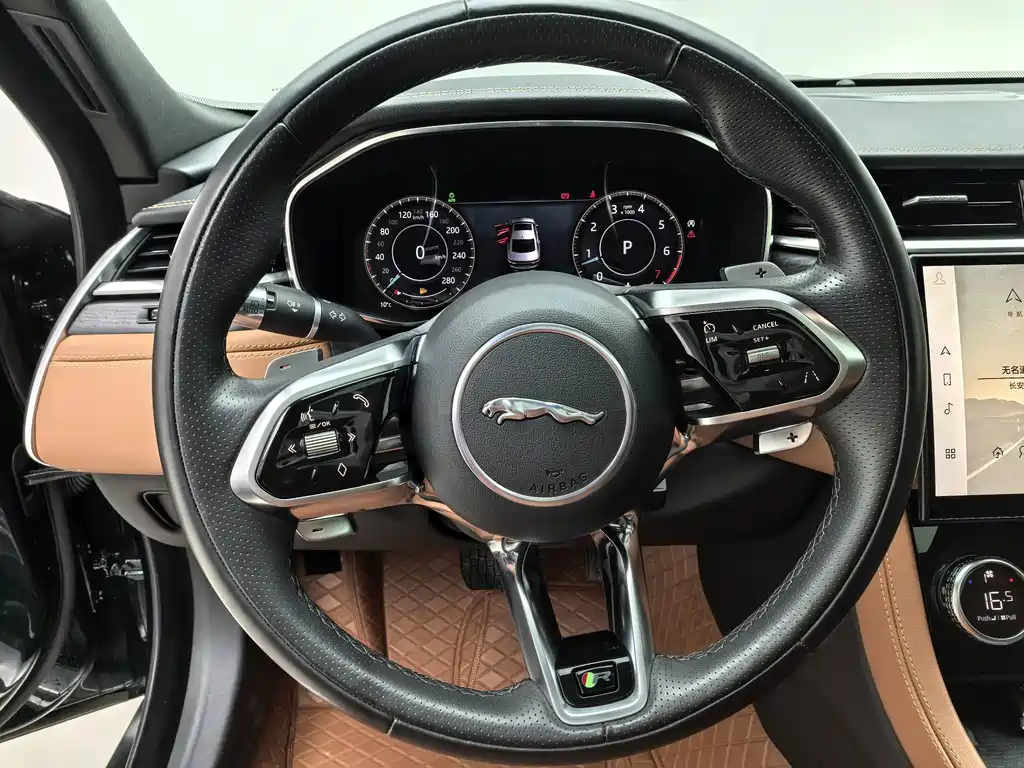 Jaguar XFL — миниатюра 8