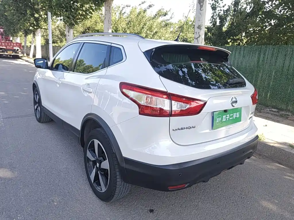 Nissan Qashqai — миниатюра 5