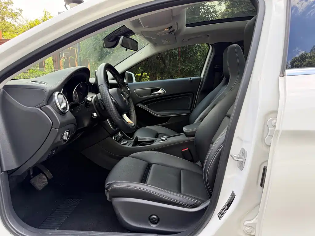 Mercedes-Benz GLA — миниатюра 5
