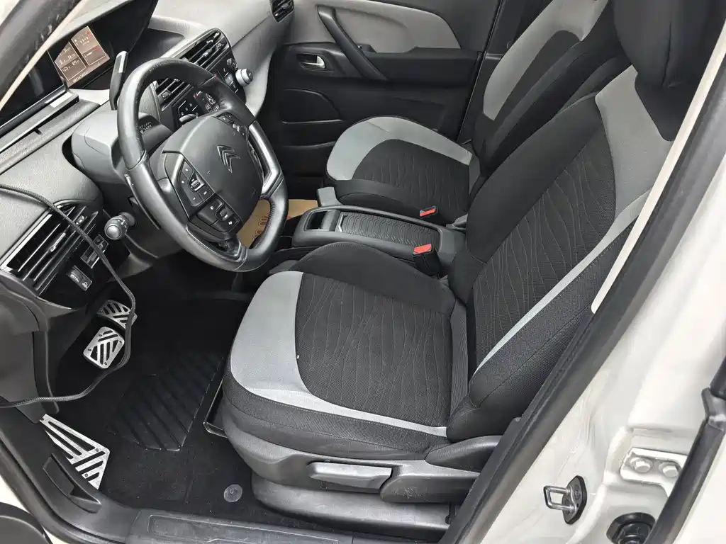 Citroen C4 Picasso — миниатюра 10