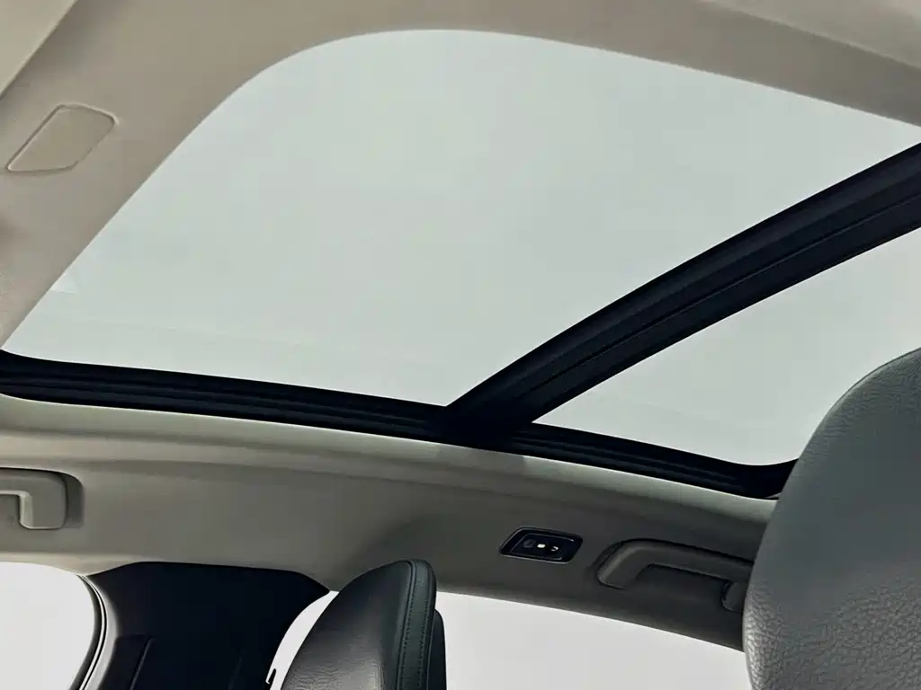 Volvo S90 — миниатюра 6