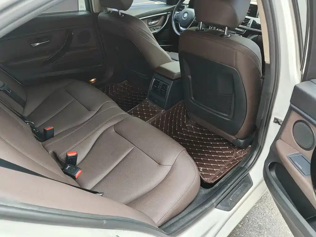 BMW 3 Series — миниатюра 15
