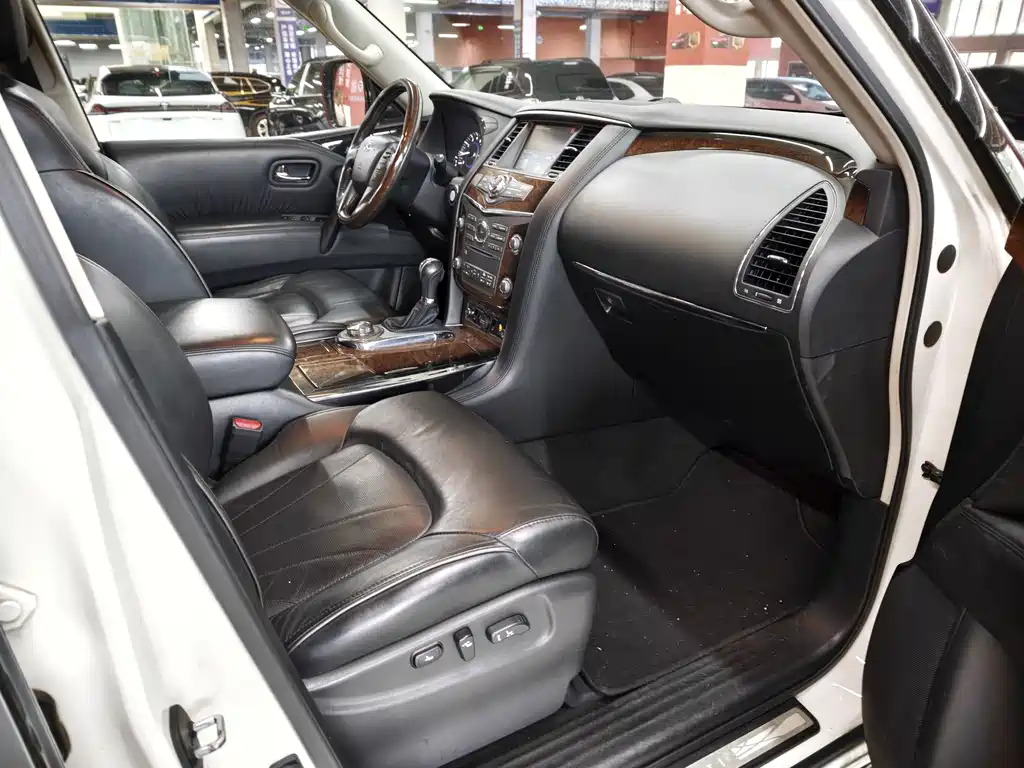 Infiniti QX80 — миниатюра 15