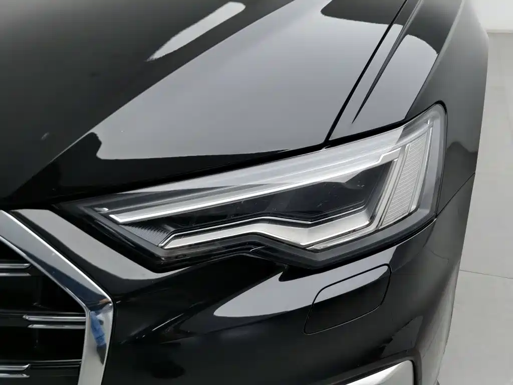 Audi A6L — миниатюра 7