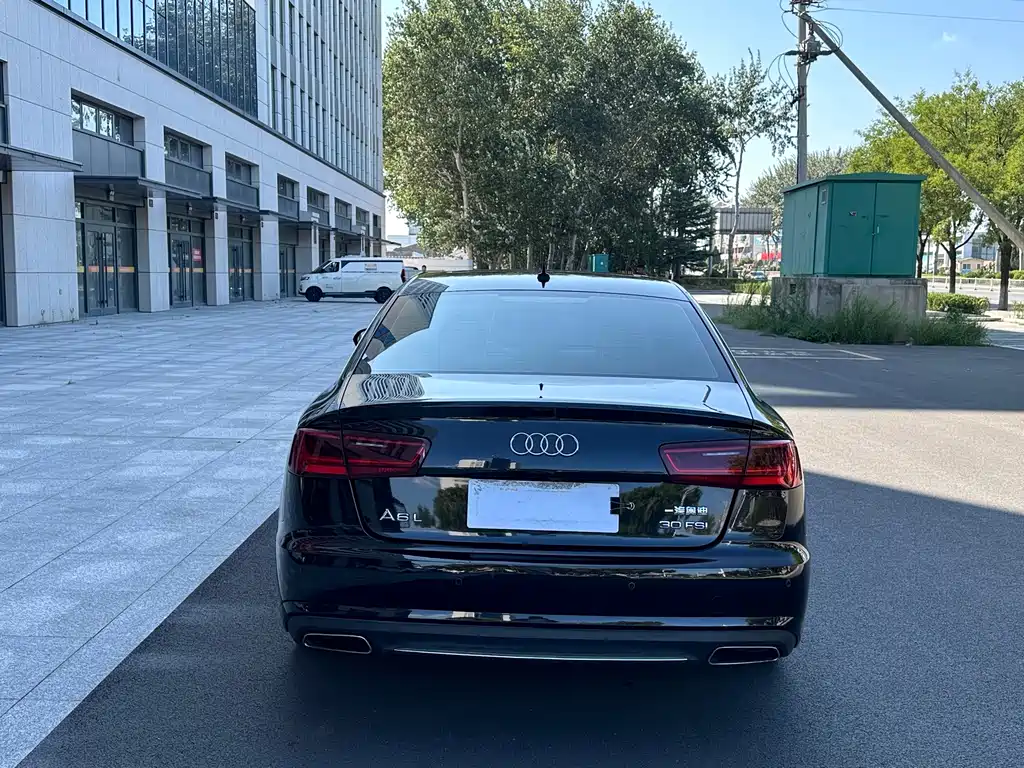 Audi A6L — миниатюра 5