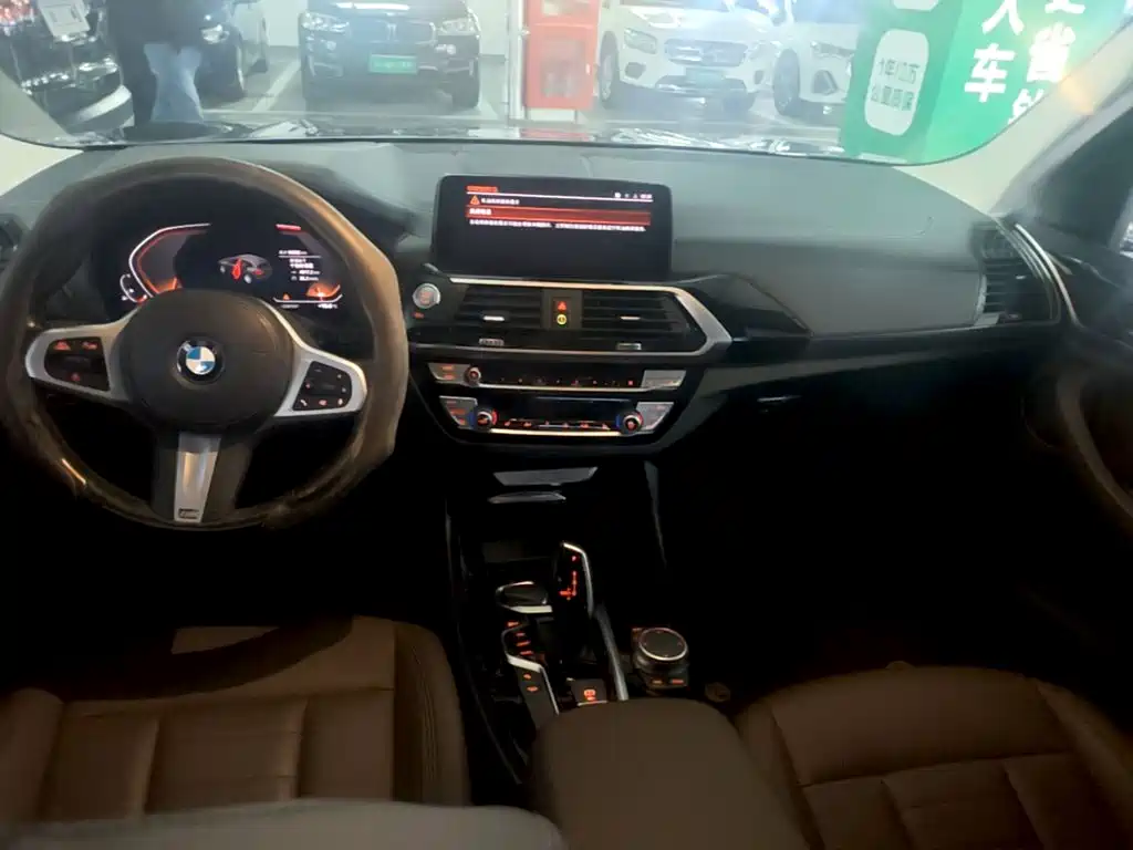 BMW X3 — миниатюра 11
