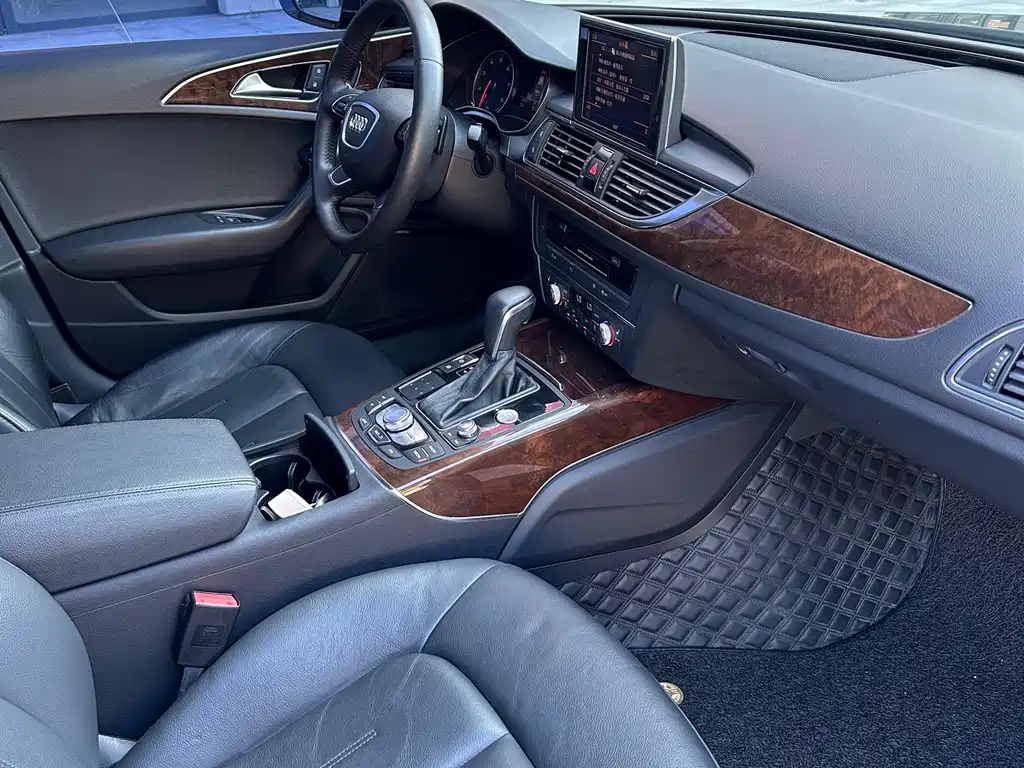 Audi A6L — миниатюра 9