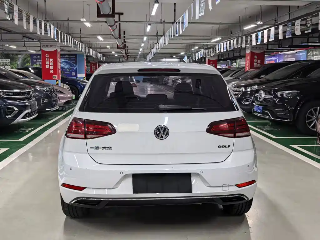 Volkswagen Golf — миниатюра 9