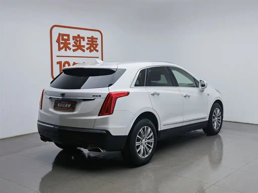 CADILLAC XT5