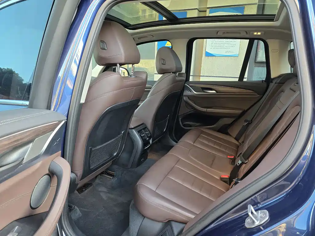BMW X3 — миниатюра 5