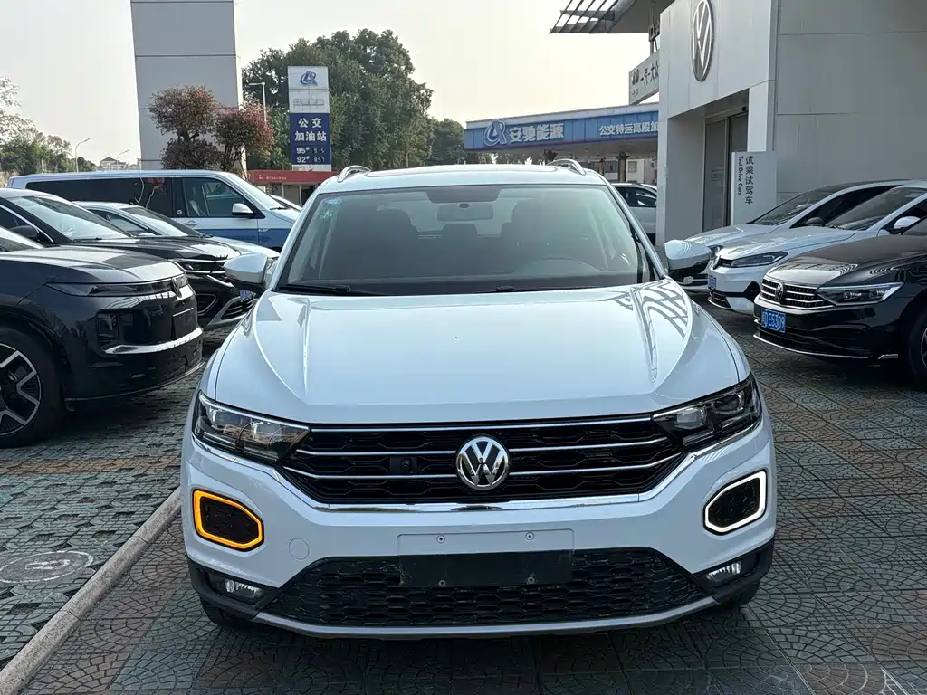 Volkswagen T-Roc — миниатюра 8