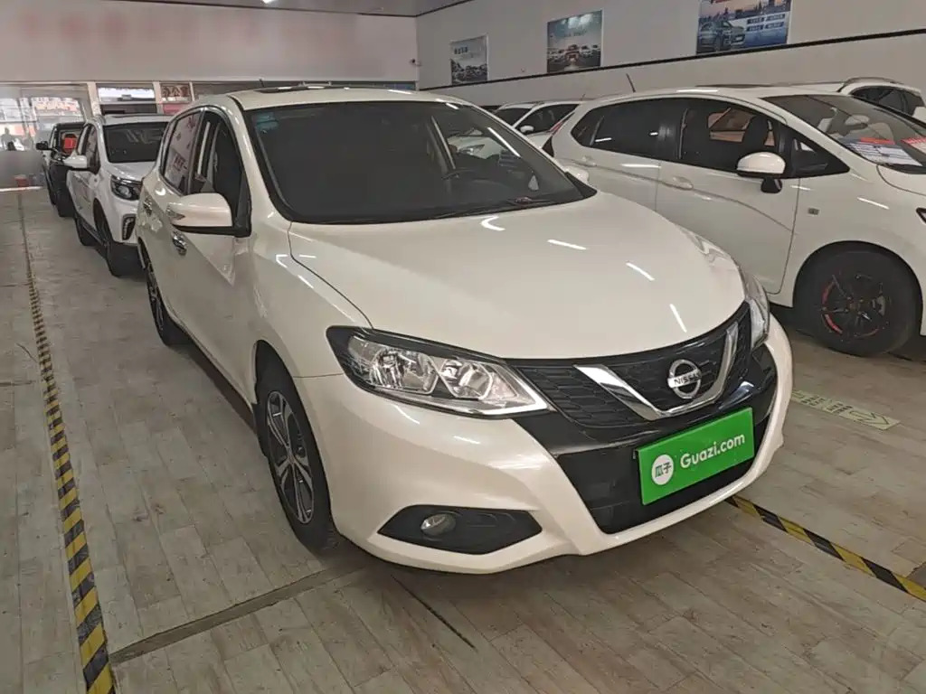 Nissan Tiida — миниатюра 4