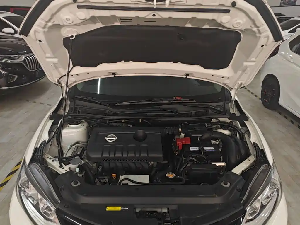 Nissan Tiida — миниатюра 20