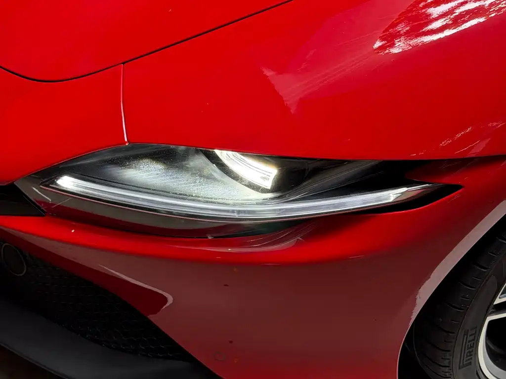 Ferrari Roma — миниатюра 4