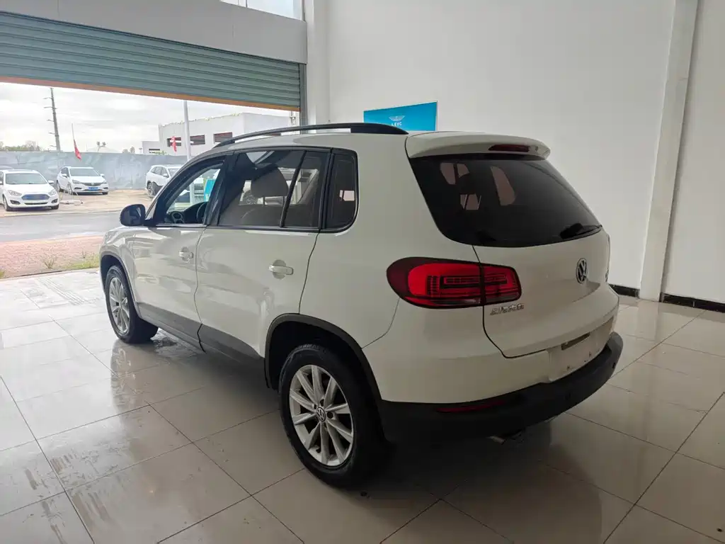 Volkswagen Tiguan — миниатюра 14