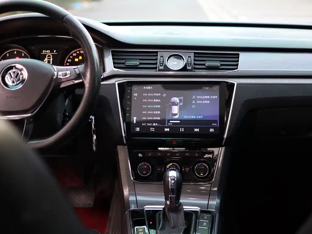 Volkswagen Passat — миниатюра 23