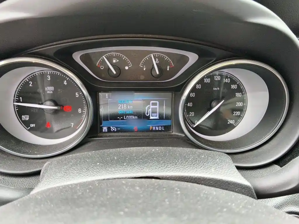 Buick Envision Plus — миниатюра 4