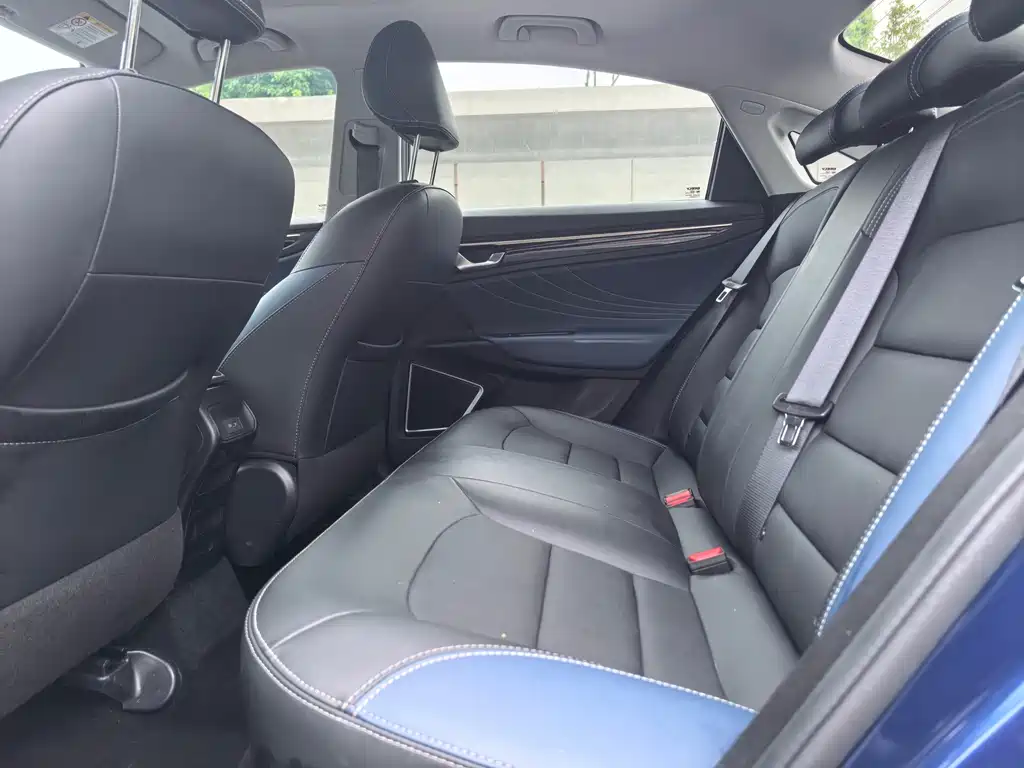 Geely Emgrand GL — миниатюра 4