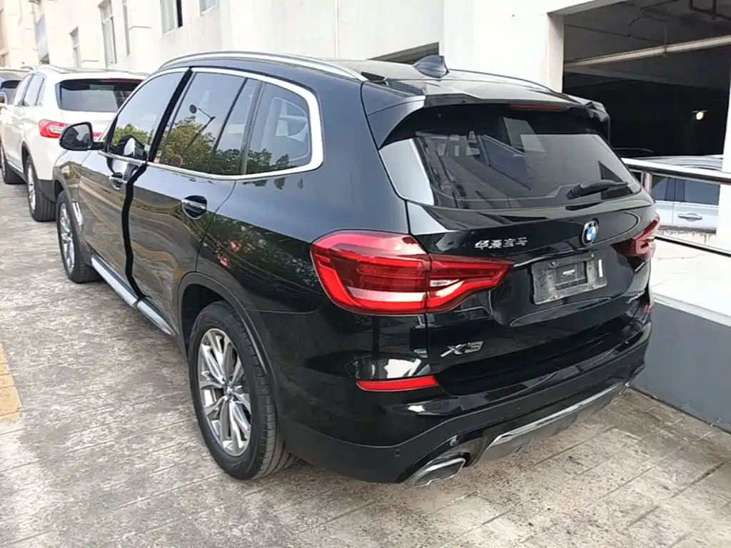 BMW X3 — миниатюра 5