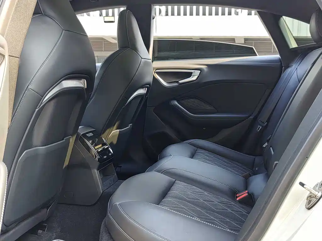 Audi A5L Sportback — миниатюра 16