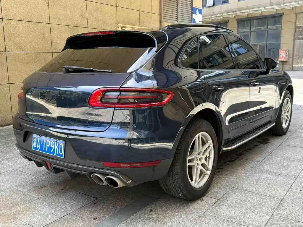 Porsche Macan — миниатюра 6