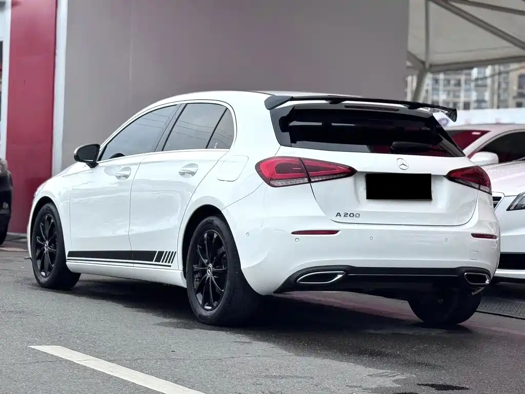 MERCEDES-BENZ A CLASS