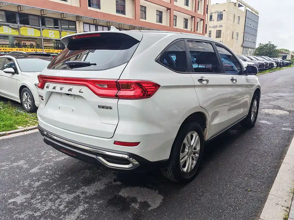 Haval M6 2021 PLUS 1.5T DCT Elite