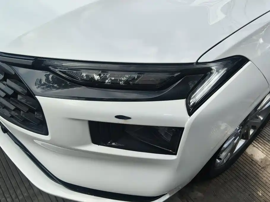 Ford Mondeo — миниатюра 5