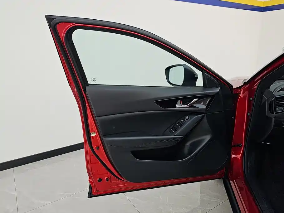 Mazda CX-4 — миниатюра 7