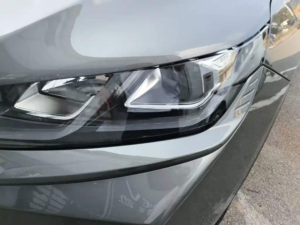 Geely Binyue — миниатюра 24