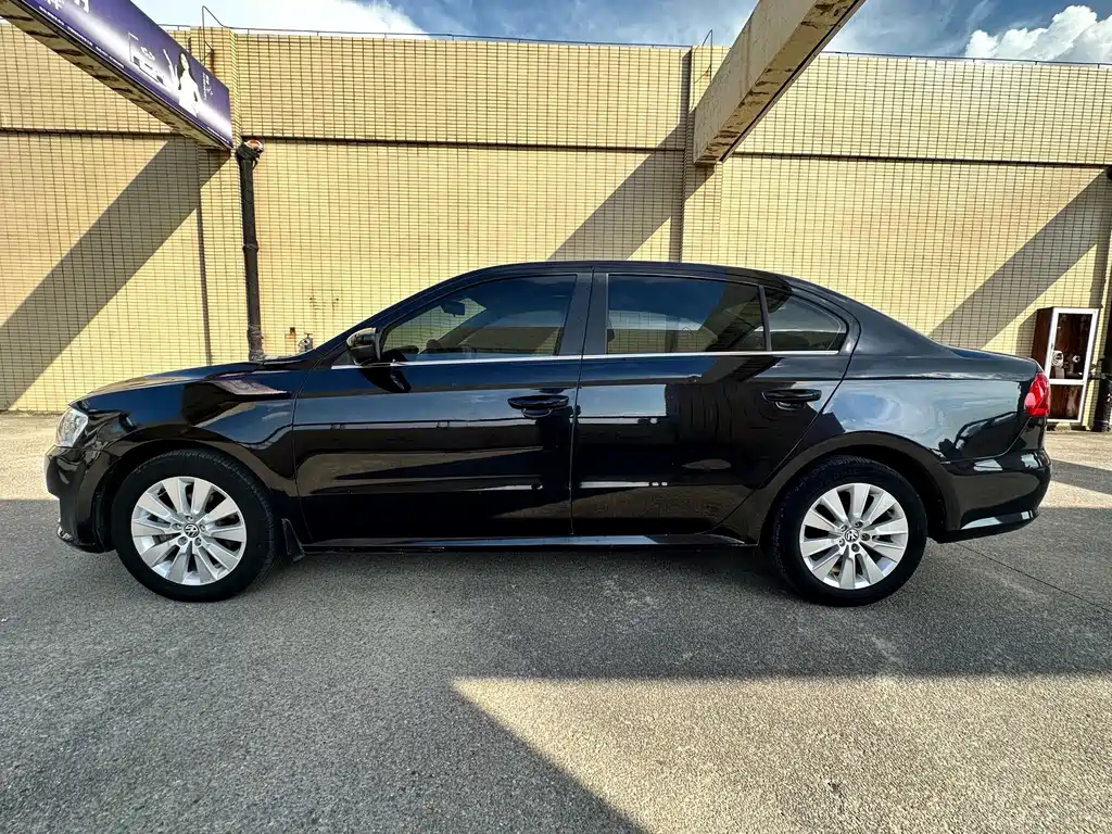 Volkswagen Lavida — миниатюра 10