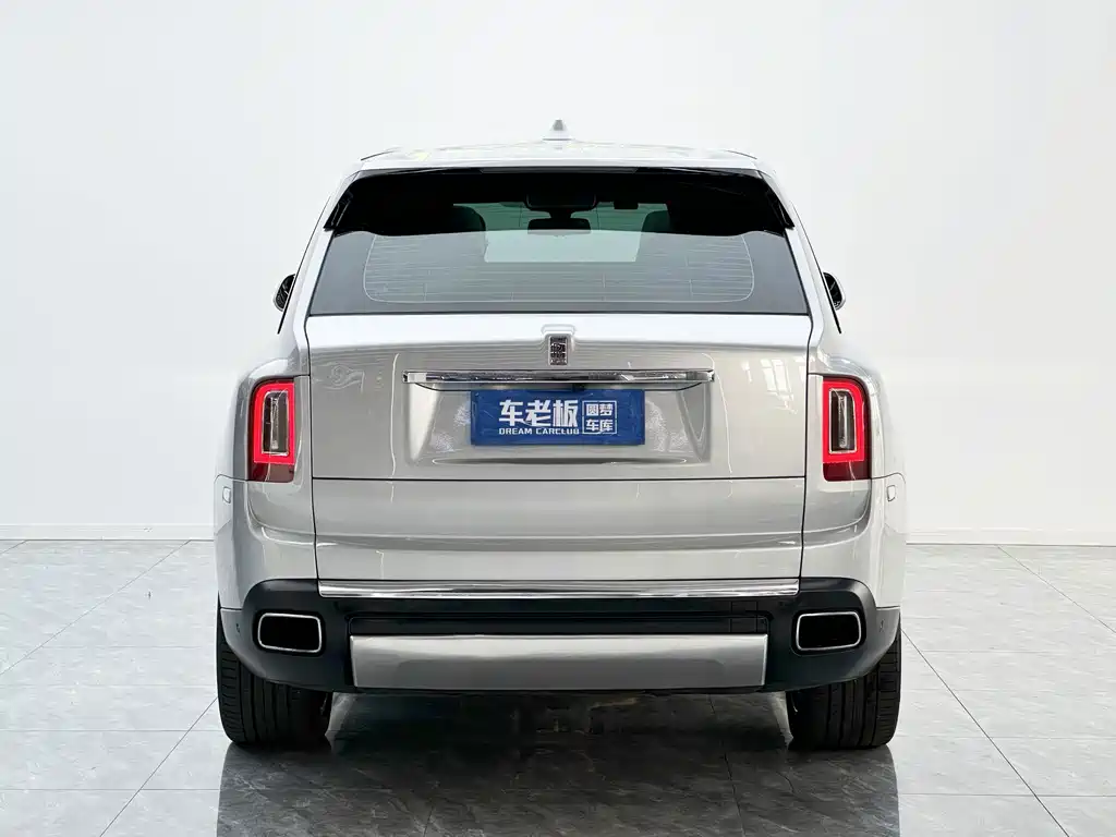 Rolls-Royce Cullinan — миниатюра 5