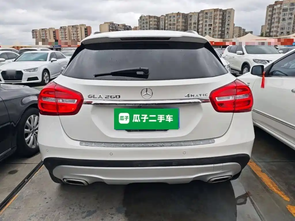 Mercedes-Benz GLA 2015 GLA 200 Fashion