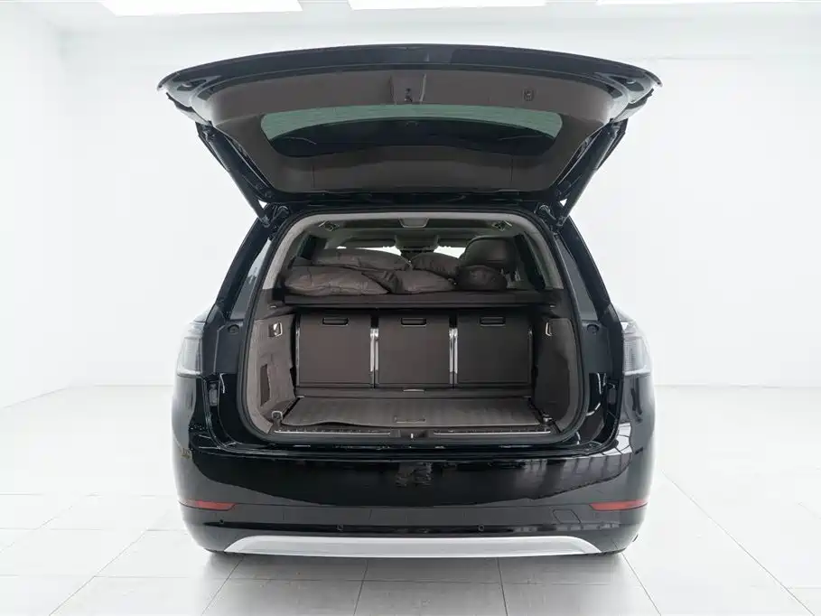 AITO ASK THE WORLD M9