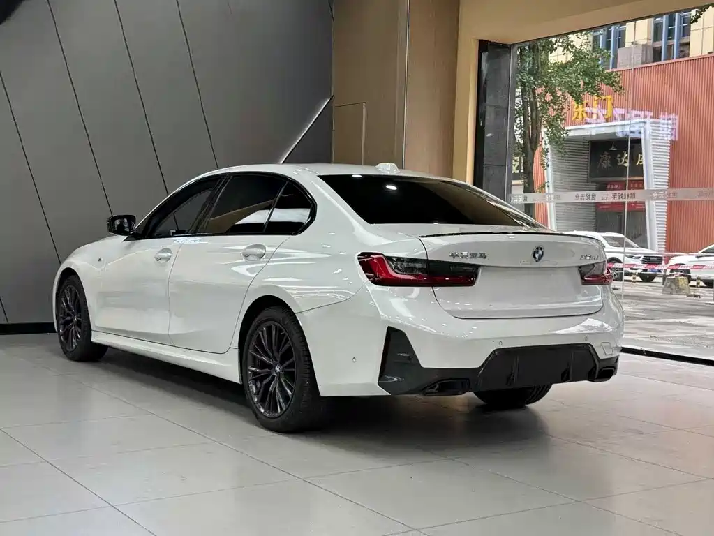 BMW 3 Series 3 2023 325Li M Sport