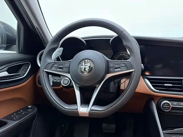 Alfa Romeo Giulia — миниатюра 17