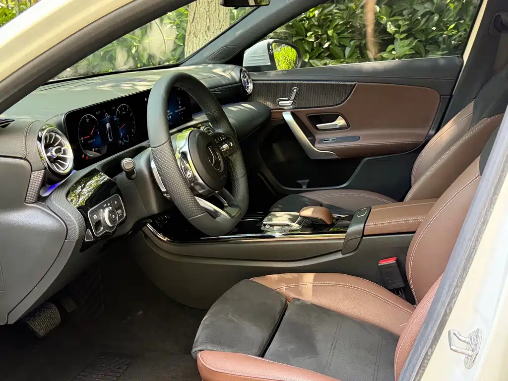 Mercedes-Benz A-Class A 2021 A 200 L Sport Fashion
