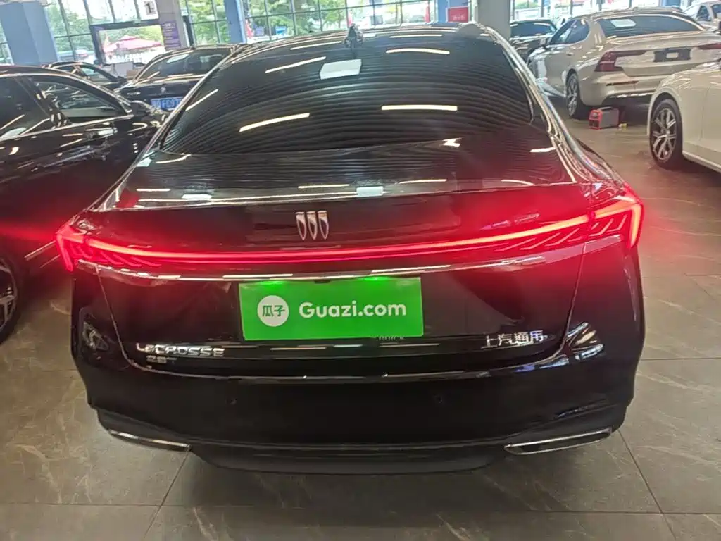 Buick LaCrosse — миниатюра 6